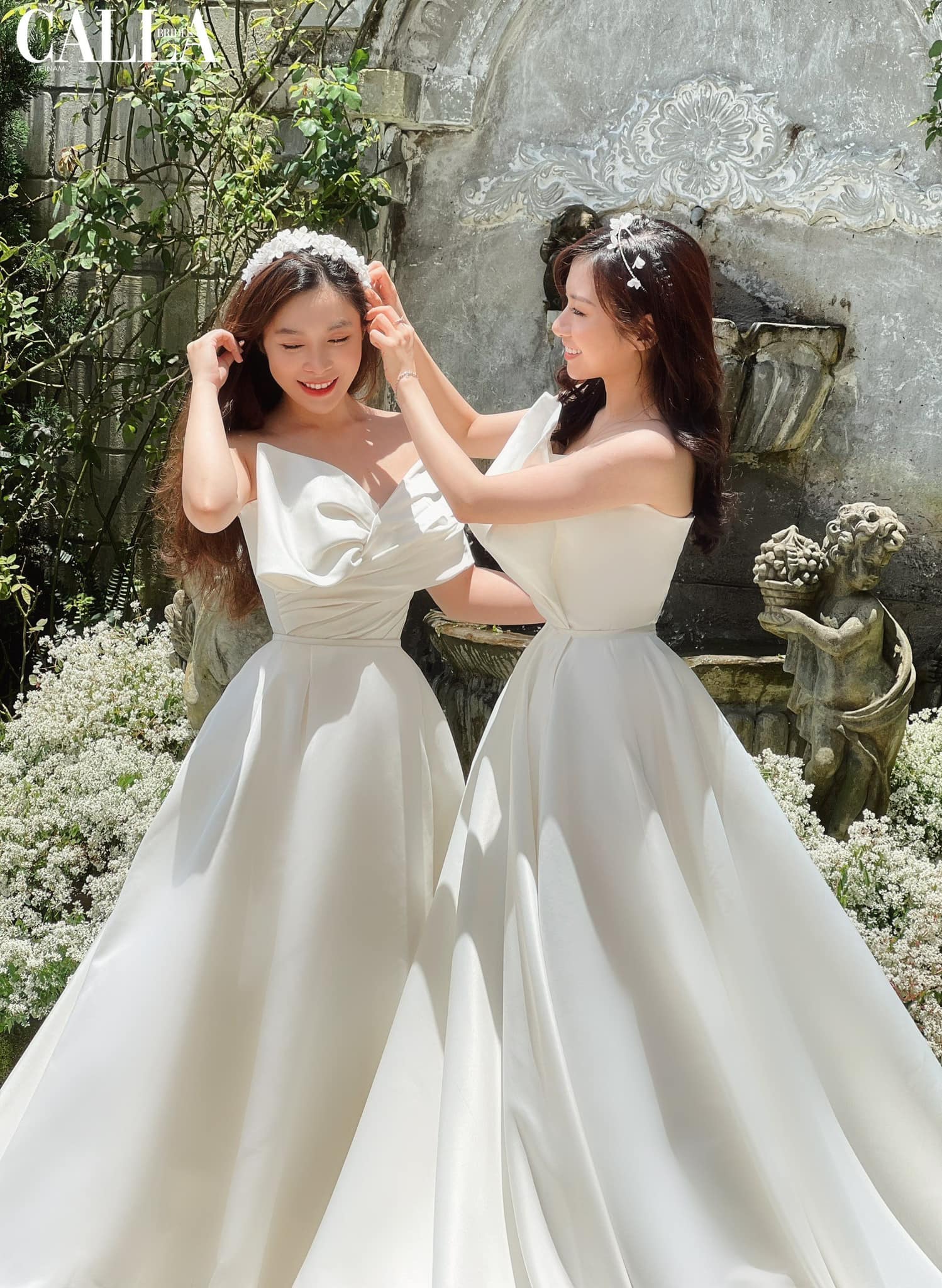 10 mẫu váy cưới trễ vai thời thượng, cuốn hút và sang trọng
