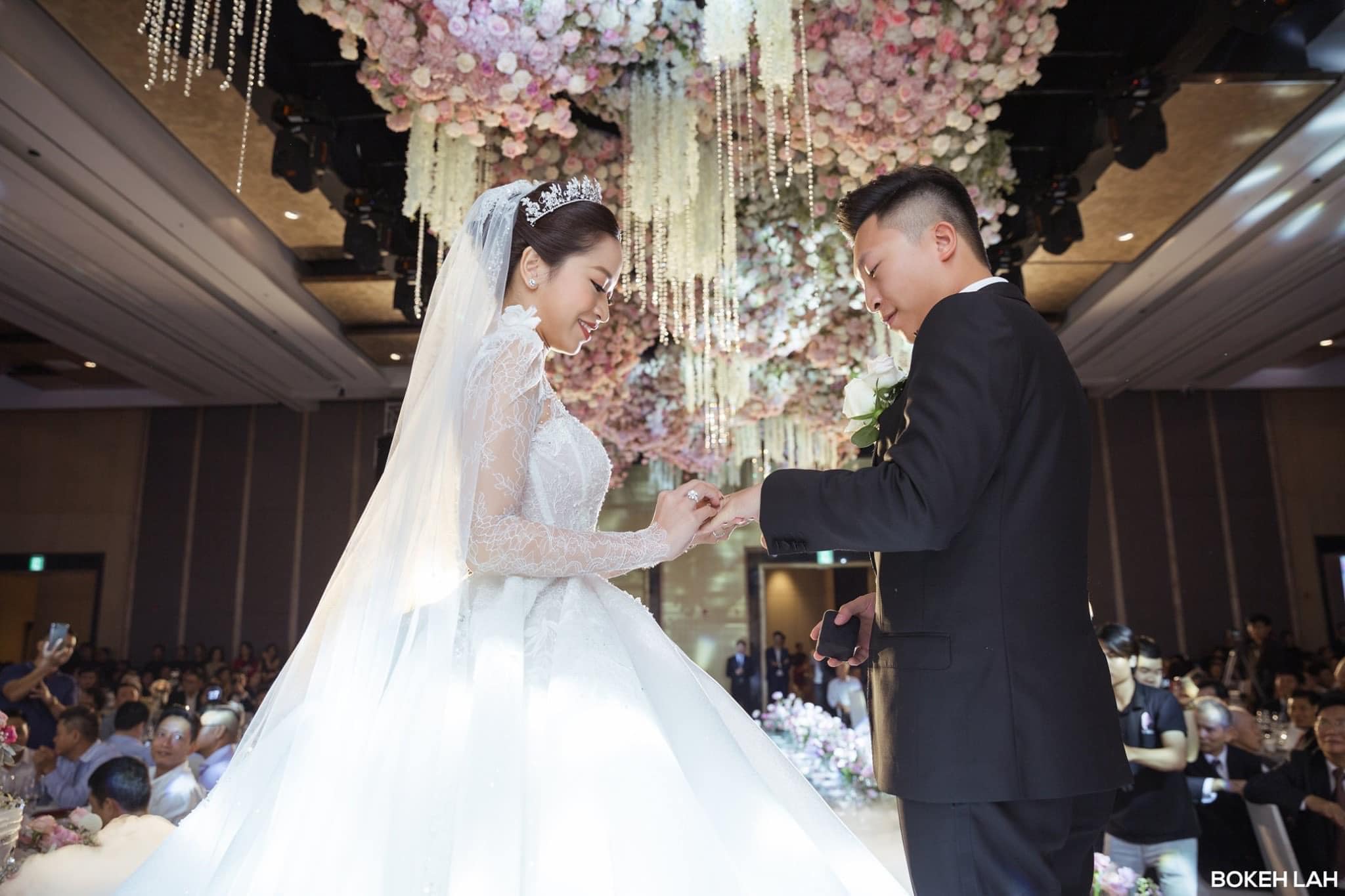 Ý nghĩa của nhẫn cưới trong hôn nhân là gì?