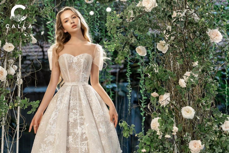 9+ mẫu váy cưới ngắn quý phái và kiêu sa cho cô dâu