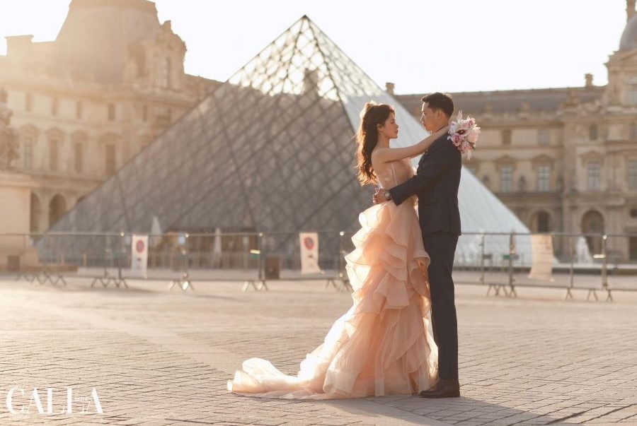 Trang phục chú rể lịch lãm và sang trọng trong ngày trọng đại