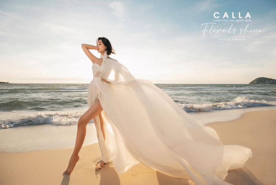 Các mẫu váy cưới xẻ tà đẹp nhất 2023 - Biểu tượng của sự gợi cảm và thu hút